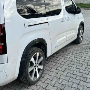 Opel Combo E Çamurluk Dodik Seti 2019+ 8 Parça