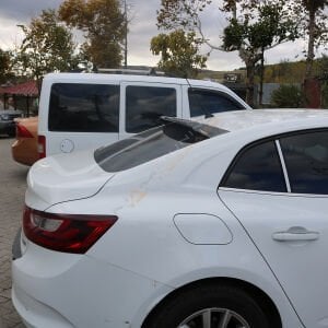 Renault Megane 4 Arka Cam Üstü Spoyler 2016+ Uyumlu