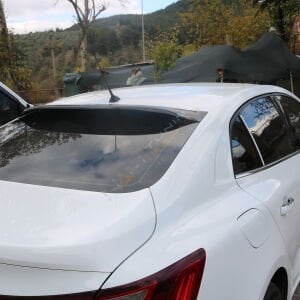 Renault Megane 4 Arka Cam Üstü Spoyler 2016+ Uyumlu