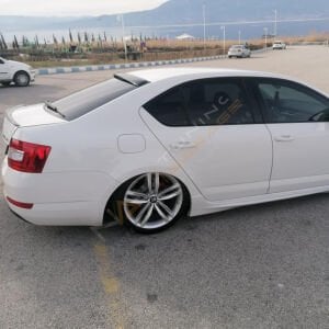 Skoda Octavia Arka Cam Üstü Spoyler 2013+ Uyumlu