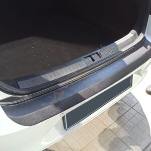 Passat B8 Arka Tampon Eşiği 2015+ Tampon Üstü Koruma Parlak / Mat Siyah