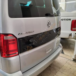 Transporter T6 Arka Plaka Yeri Kaplama 2015-2020 Yıl Aralığı Uyumlu