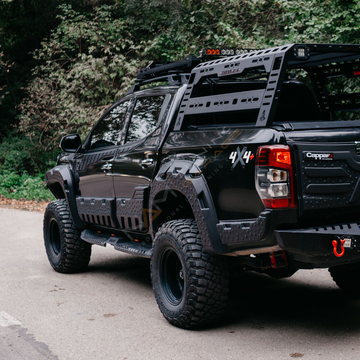 Mitsubishi L200 Çamurluk Kaplama Dodik 2019+ 8 parça Geniş Tip