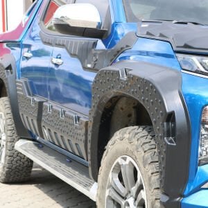 Mitsubishi L200 Çamurluk Kaplama Dodik 2019+ 8 parça Geniş Tip