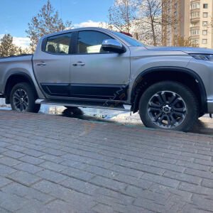 Mitsubishi L200 Kapı Kaplama 4 Parça 2019+ İnce Tip