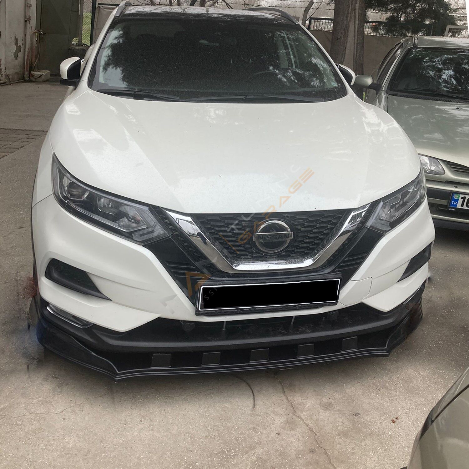 Nissan Qashqai Ön Tampon Lip 2017-2021 arası Ultra Parlak Siyah