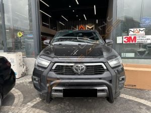Toyota Hilux Siyah Ön Koruma PWT22