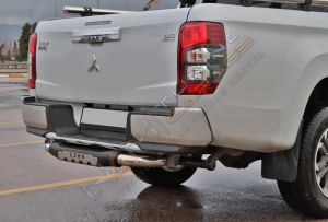 Mitsubishi L200 Arka Basamak L200 YAZILI Gri ve Siyah Seçenekli PAK25