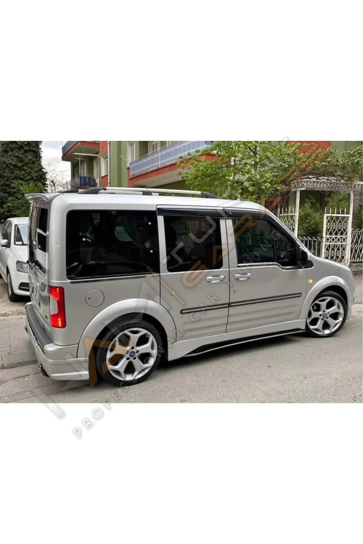 Ford Connect Marşpiyel Yan Ek 2002-2013 arası (Plastik)
