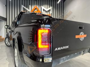 AMAROK 2011-2020 IÇIN UYUMLU LED SMOKE STOP
