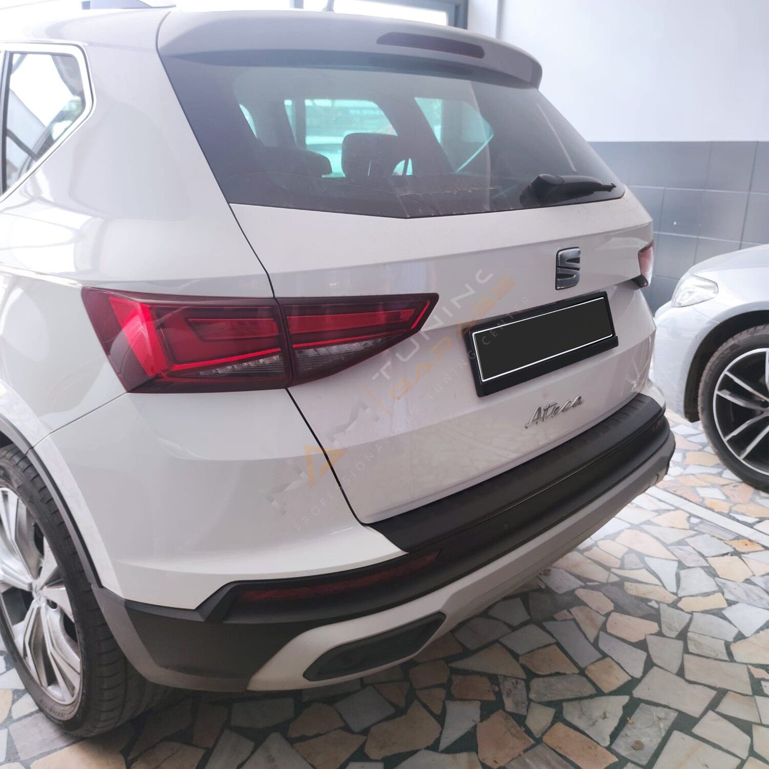 Seat Ateca Arka Tampon Eşiği 2016+ arası Tampon Üstü Koruma Parlak / Mat Siyah