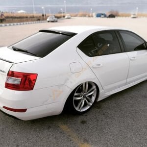 Skoda Octavia Arka Cam Üstü Spoyler 2013+ Uyumlu