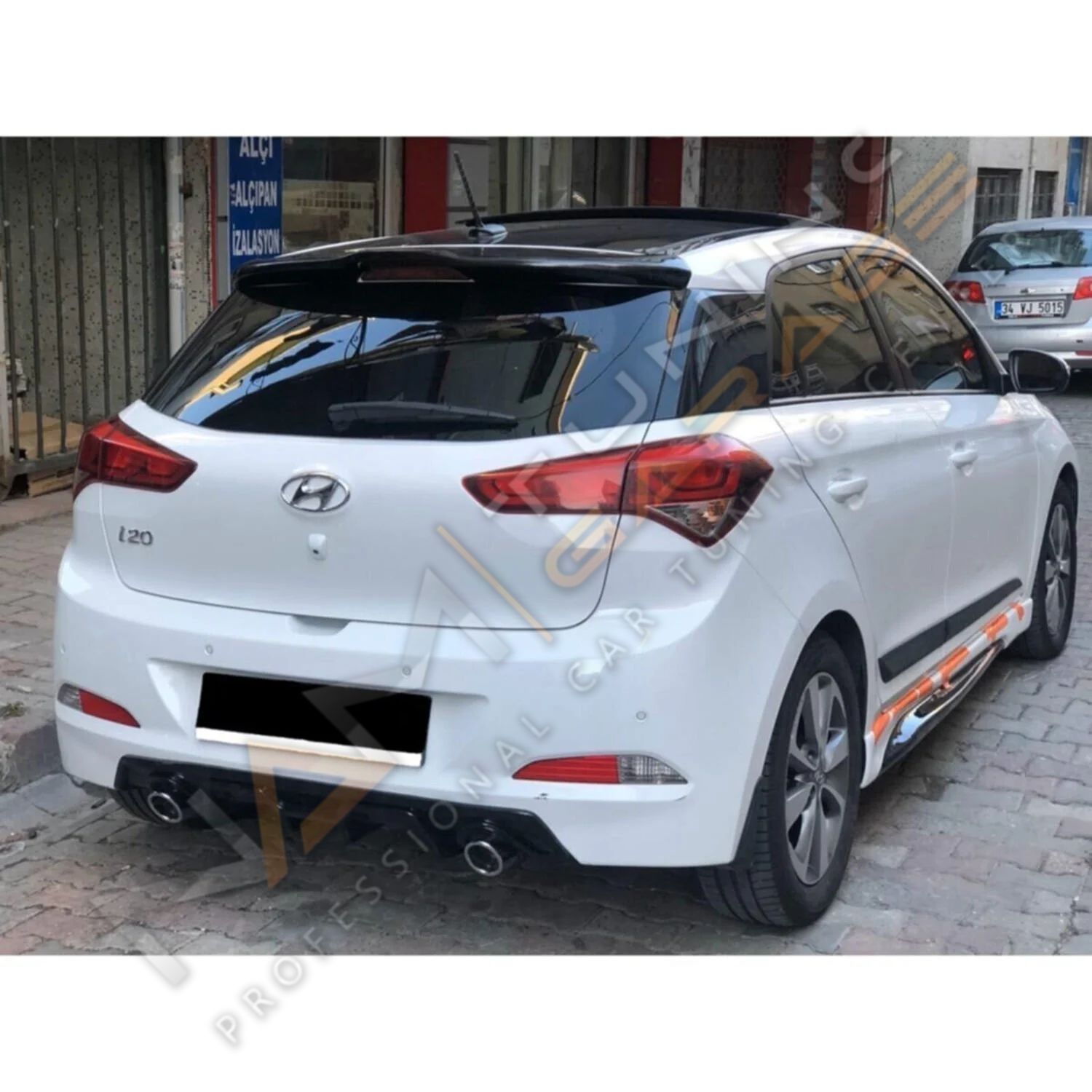 Hyundai i20 Spoiler Vakum Plastik 2014-2018 Parlak Siyah