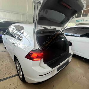 Golf 8 Arka Tampon Eşiği 2021+ Tampon Üstü Koruma Parlak / Mat Siyah