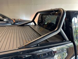 Toyota Hilux Siyah Rollbar AQM-PRB10