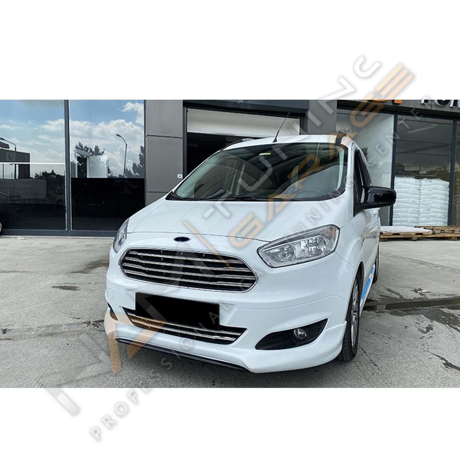 Ford Tourneo Courier Ön Tampon Eki 2014-2017