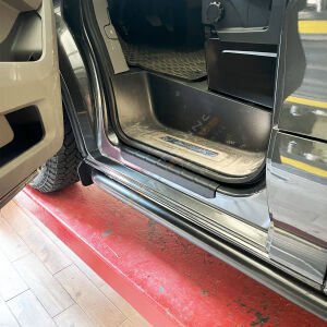 Transporter T7 Kapı Eşiği 2 Parça 2024+