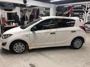 Hyundai i20 Yan Marşpiyel (Plastik) 2009-2013 arası