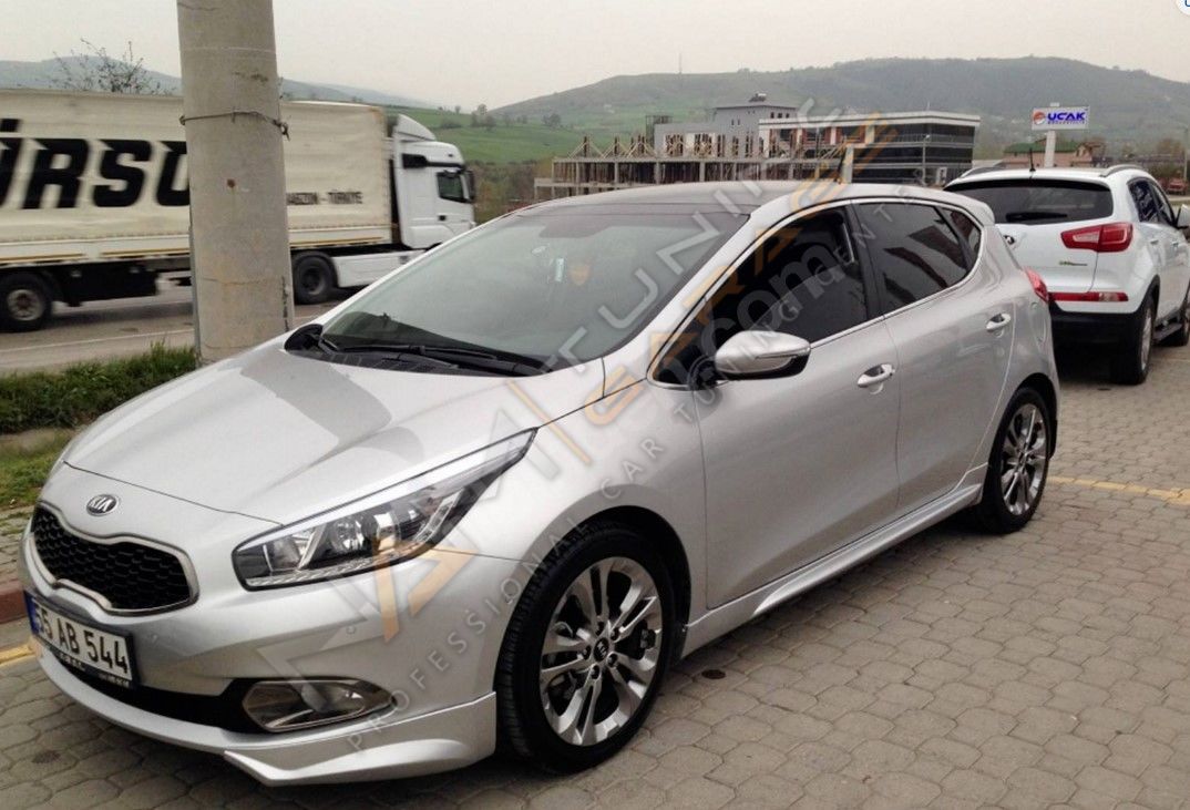 Kia Ceed Yan Ek Marşpiyel (Plastik) 2012-2015