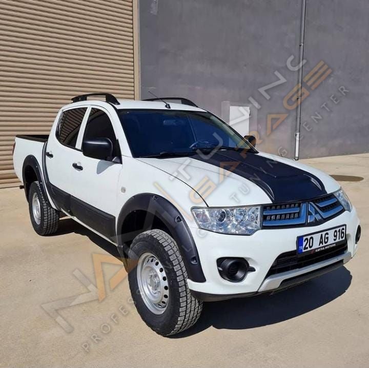 Mitsubishi L200 Dodik Seti Çamurluk Kaplama 4 parça 2010-2014 arası