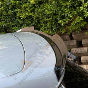 Renault Clio 5 Makyajlı Kasa 2024+ Sonrası Spoiler Parlak Siyah Spoyler