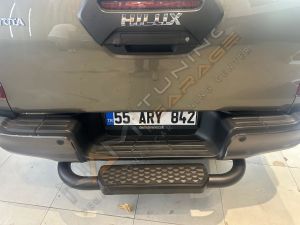 Toyota Hilux Arka Basamak Gri ve Siyah Seçenekli PAK28