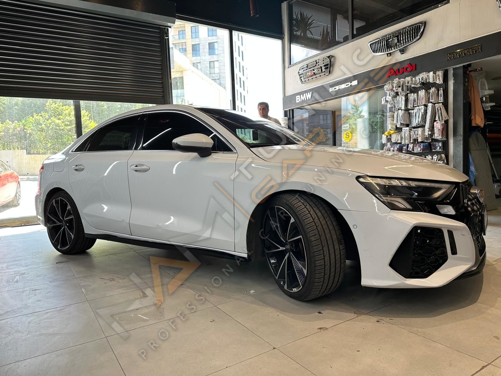 Audi A3 Sline Marşpiyel Yan Ek 2022 sonrası