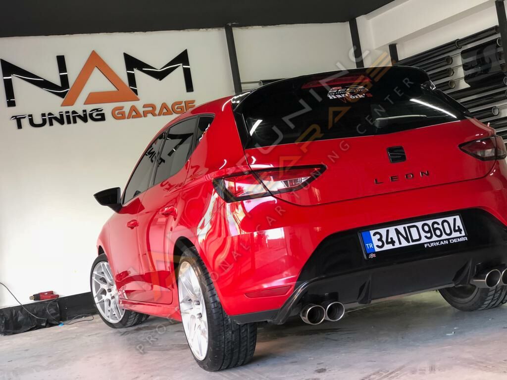 Seat Leon Mk3 Style Düz Difüzör Çıkışsız 2012-2016 Parlak Siyah