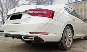Skoda SuperB Egzoz Görünümlü Difüzör (Plastik) Piano Black
