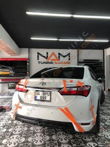 Toyota Corolla Arka Flap + Orta Difüzör (Plastik) 2013-2018