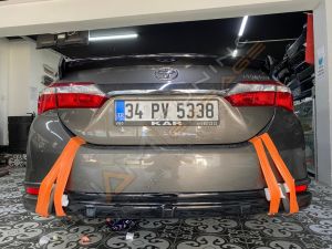 Toyota Corolla Arka Flap + Orta Difüzör (Plastik) 2013-2018