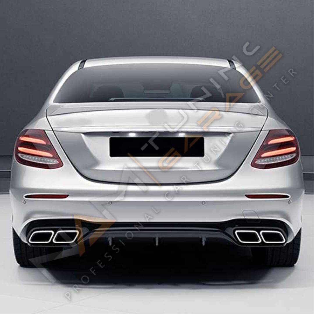 Mercedes W213 E Serisi E63 Siyah Difüzör & Egzoz Seti (Normal Sedan İçin) 2017+ Siyah Egzozlar Dahil