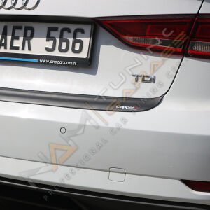 Audi A3 Sedan Tampon Eşiği 2016-2020 Tampon Üstü Koruma Parlak / Mat Siyah