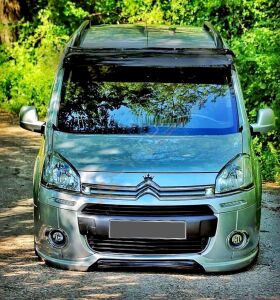 Citroen Berlingo 2009-2018 Uyumlu Ön Cam Güneşliği Parlak Siyah