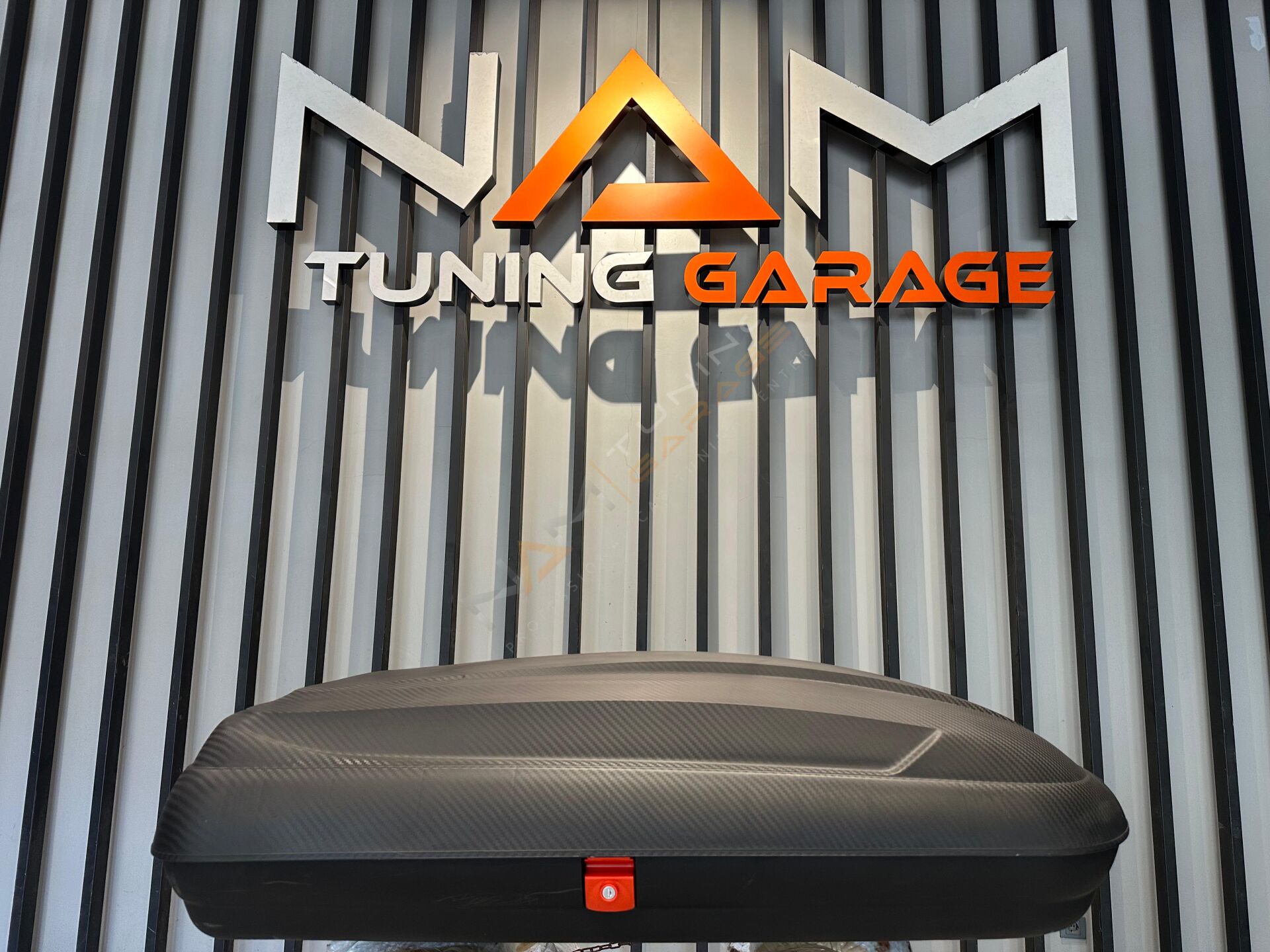 Araç Üstü Portbagaj 370 Litre Gri ve Siyah Renk Enjeksiyon Port Bagaj