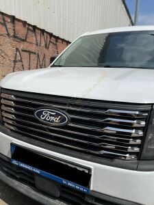Ford Courier 2024+ Ön Panjur Kromu