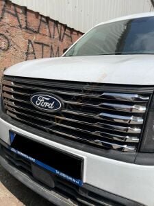 Ford Courier 2024+ Ön Panjur Kromu