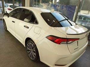 Corolla Kelebek Cam Kaplama Vizörü 2019+ Parlak Siyah