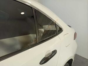 Corolla Kelebek Cam Kaplama Vizörü 2019+ Parlak Siyah