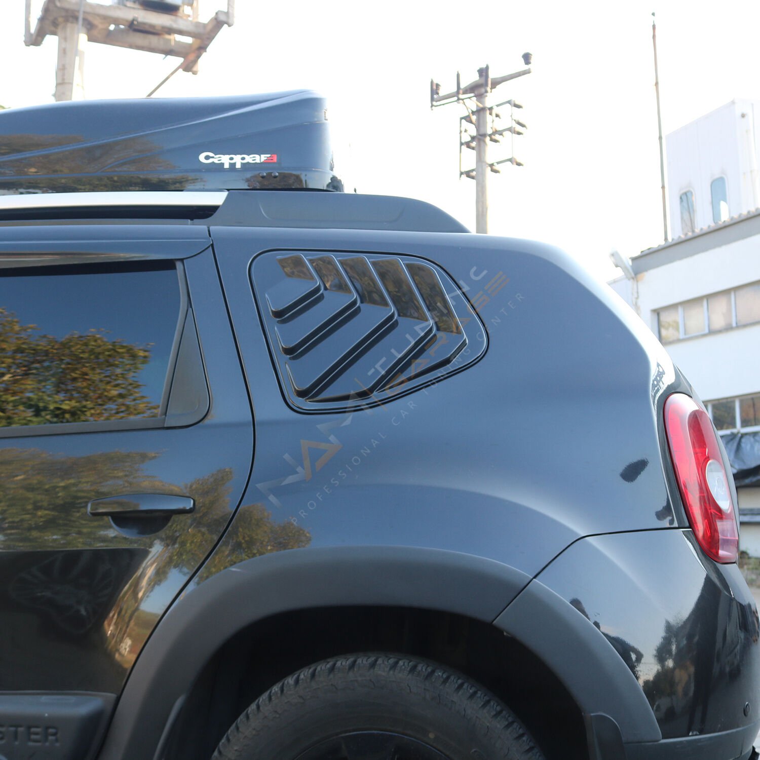 Dacia Duster Kelebek Cam Kaplama Vizör Plastik 2 Parça 2010-2017 Yıl Aralığı Uyumlu