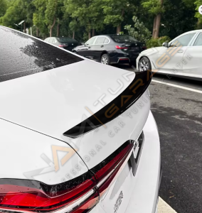 BMW G60 Spoyler M5 Spoiler Parlak Siyah 2024+