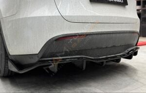 Tesla Model Y Arka Difüzör Parlak Siyah