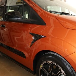 Ford Courier 2018-2023 Yıl Aralığı Uyumlu Sinyal Çerçevesi 2 Parça