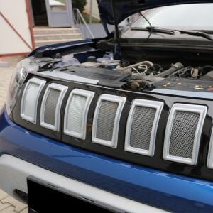 Dacia Duster Ön Panjur Jeep Model 2018-2024 Telli Parlak Siyah - Gri