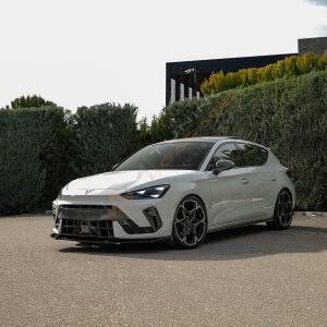 Cupra Leon Yan Ek Marşpiyel (Parlak Siyah Boyalı) 2020 ve üzeri