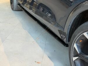 Cupra Leon Yan Ek Marşpiyel (Parlak Siyah Boyalı) 2020 ve üzeri