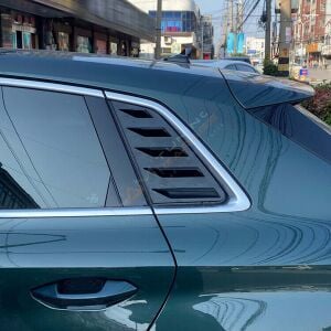 Audi A3 8Y Kelebek Cam Vizörü Kaplama 2021 ve üzeri Parlak Siyah