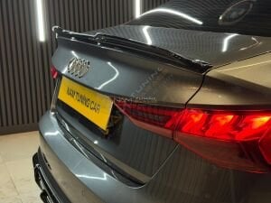 Audi A3 Aero Spoyler Parlak Siyah 2020-2024 arası uyumlu