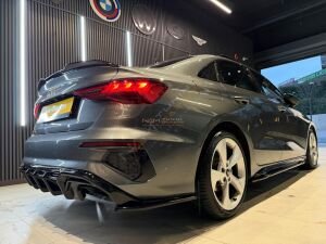 Audi A3 Aero Spoyler Parlak Siyah 2020-2024 arası uyumlu