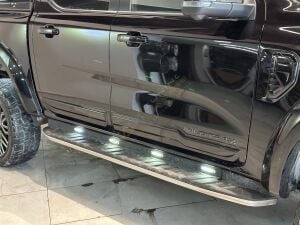 Ford Ranger 2023+ Kapı Kaplama Kapı Plastiği Parlak Siyah